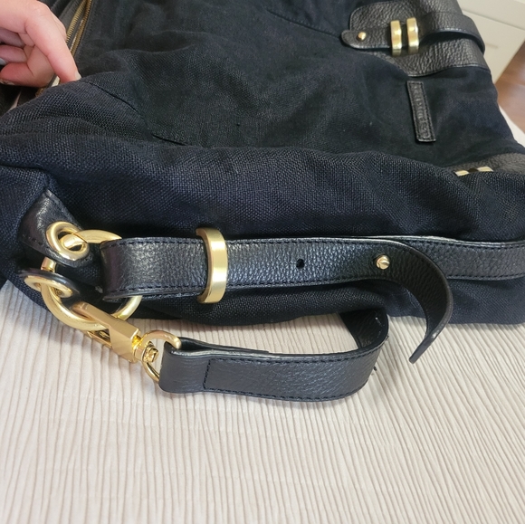 BCBGMaxAzria Black Linen Hobo Bag with Gold Hardware - Picture 11 of 16